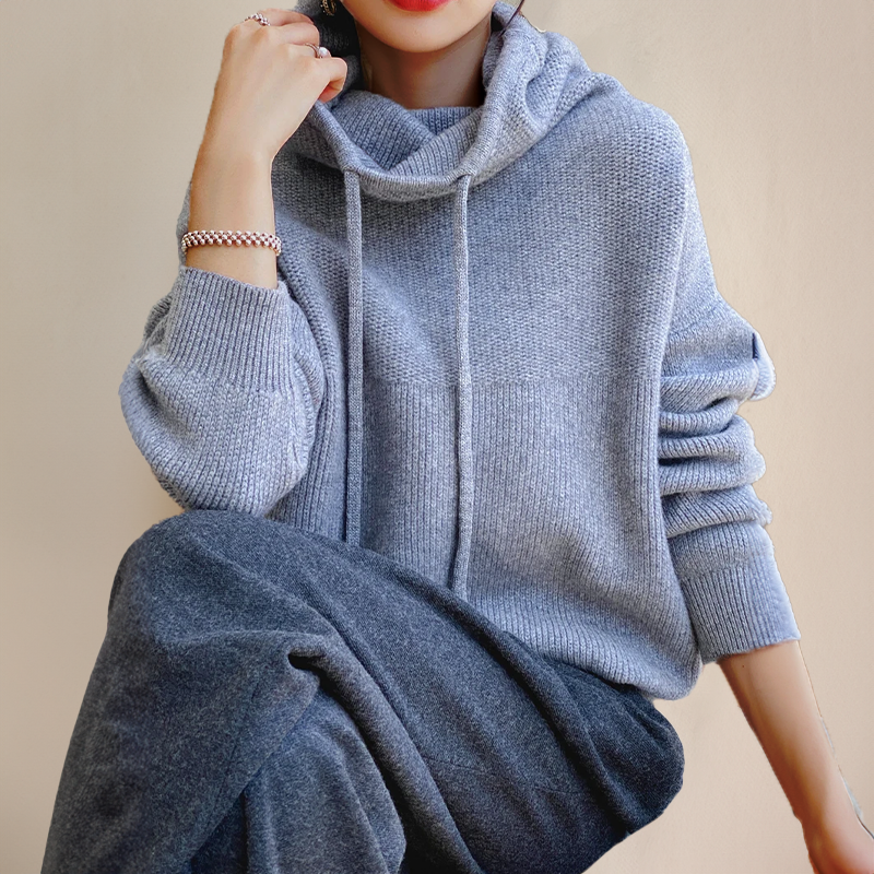 Lia - Pulover Elegant cu Guler Înalt